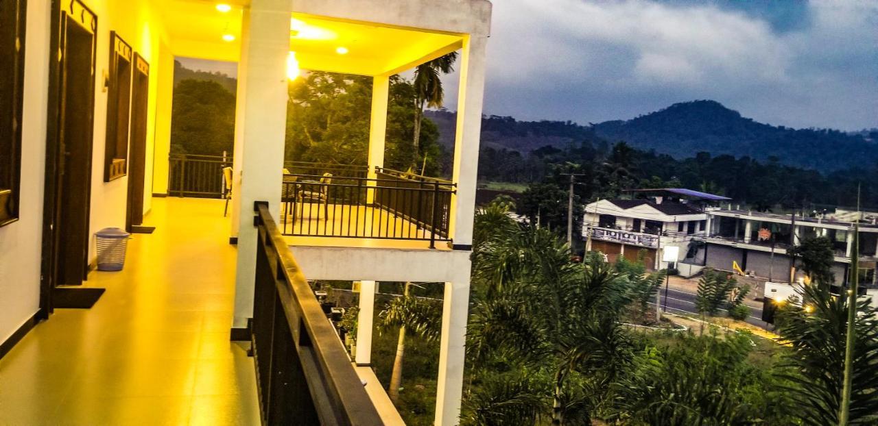Hotel Akoya Pearl Ratnapura Exteriér fotografie