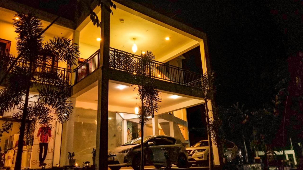 Hotel Akoya Pearl Ratnapura Exteriér fotografie