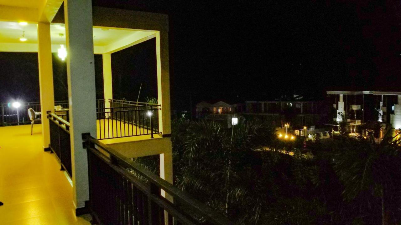 Hotel Akoya Pearl Ratnapura Exteriér fotografie