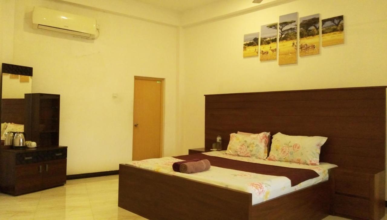 Hotel Akoya Pearl Ratnapura Exteriér fotografie