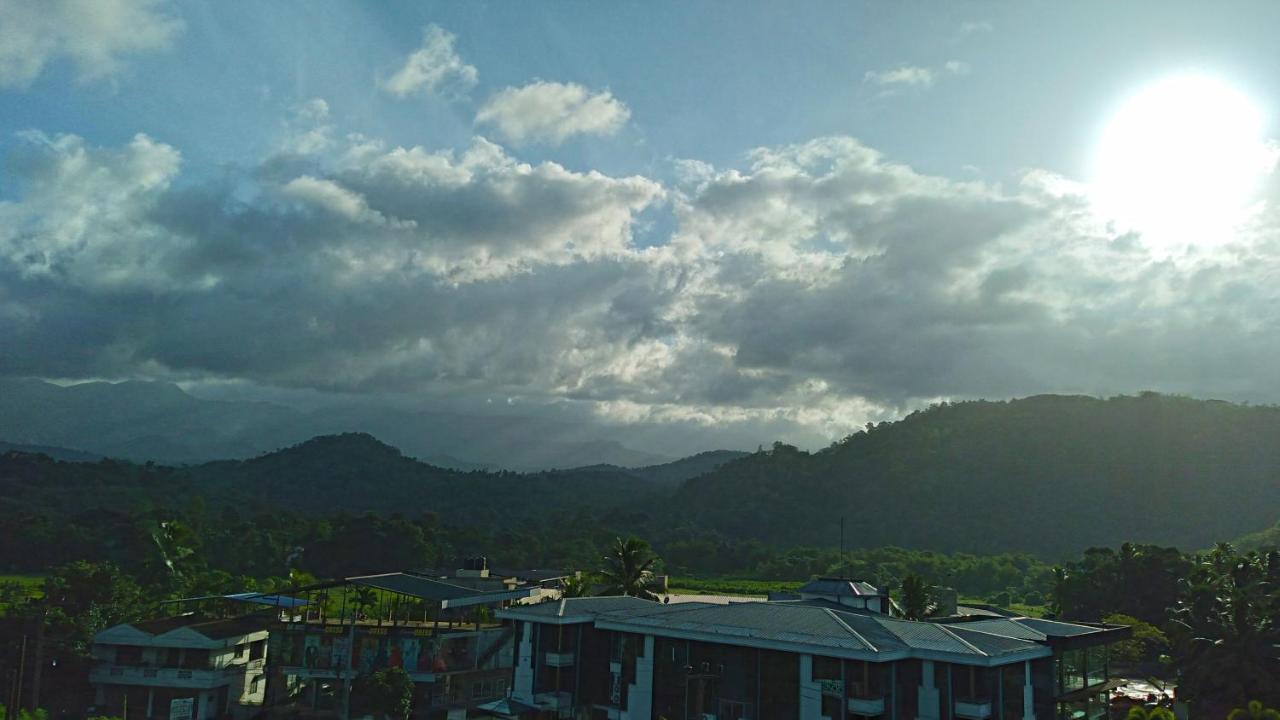 Hotel Akoya Pearl Ratnapura Exteriér fotografie
